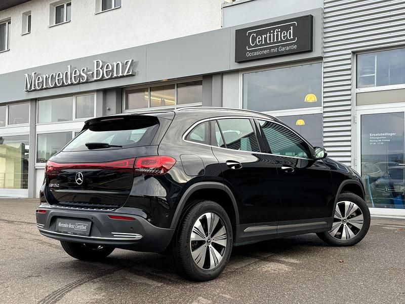 Gebraucht Mercedes EQA250 Progressive 139 kW (190 PS) 2021 SUV