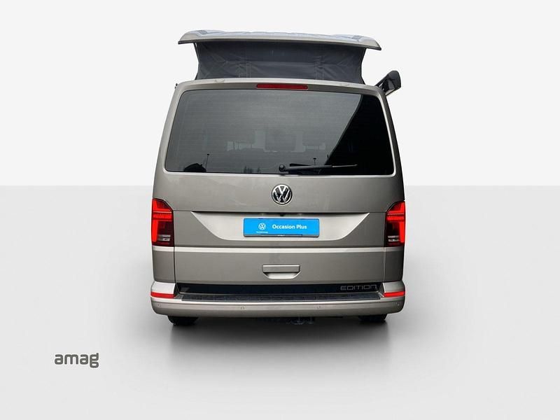 Gebraucht VW California Beach 150 PS (110 kW) 2021 Mojawe beige metallic (lh1x) Van