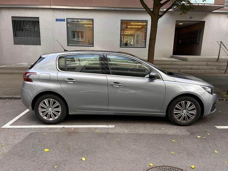Gebraucht Peugeot 308 Allure 130 PS (95 kW) 2018