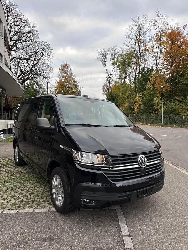 Gebraucht VW Caravelle Trendline 150 PS (110 kW) 2024 Van / Kleinbus