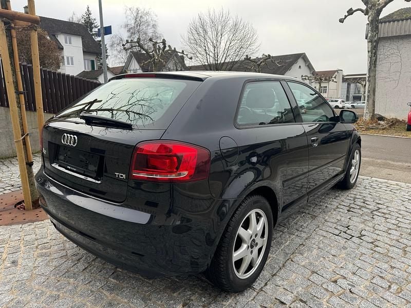 Gebraucht Audi A3 Attraction 105 PS (77 kW) 2011 Kleinwagen