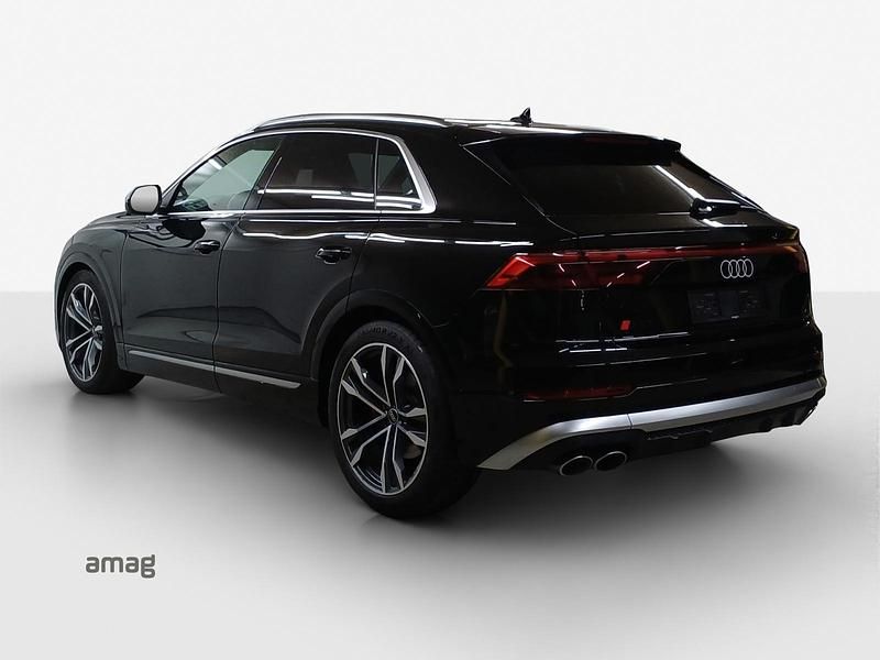 Gebraucht Audi SQ8 Ambiente 508 PS (373 kW) 2024 Schwarz SUV