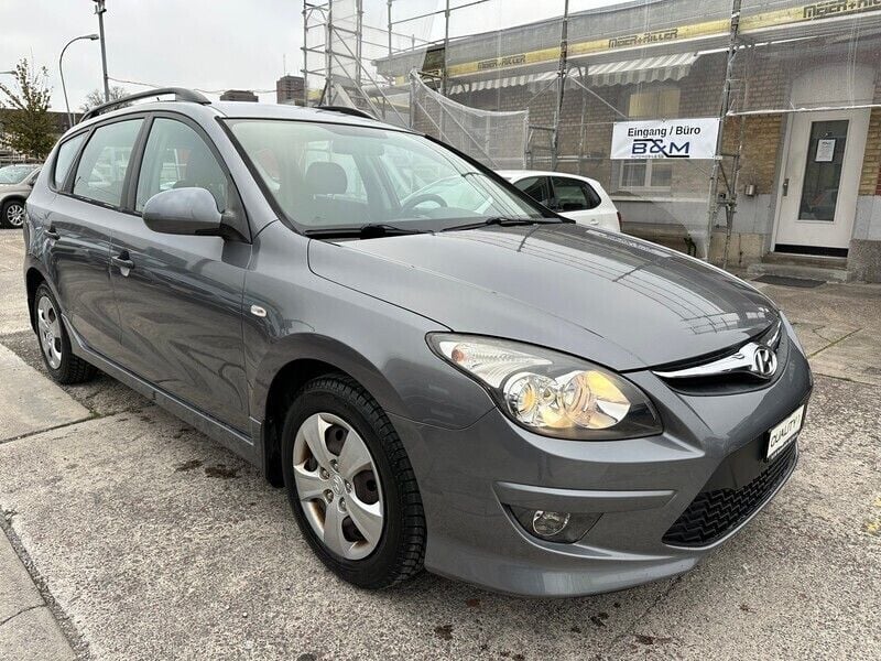 Gebraucht Hyundai i30 Comfort 110 PS (80 kW) 2012 Kombi