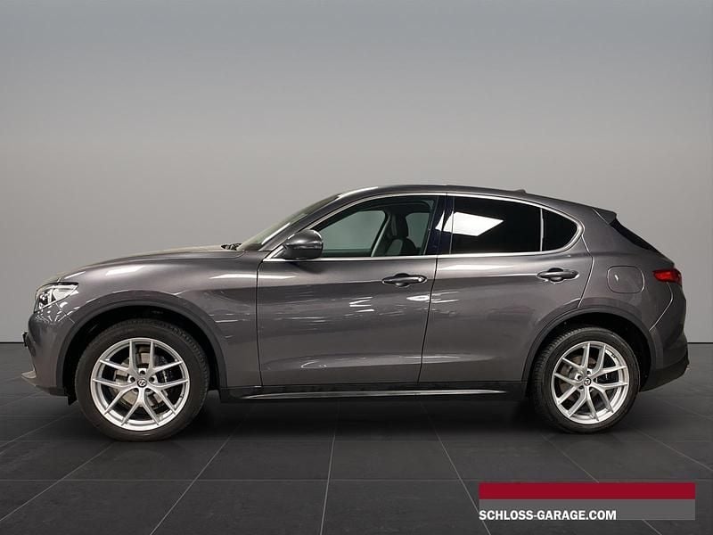 Gebraucht Alfa Romeo Stelvio 280 PS (205 kW) 2017 Grau SUV