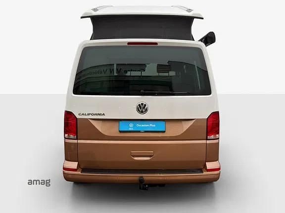 Gebraucht VW California Coast 150 PS (110 kW) 2021 Candyweiss/copper bronze met. Van