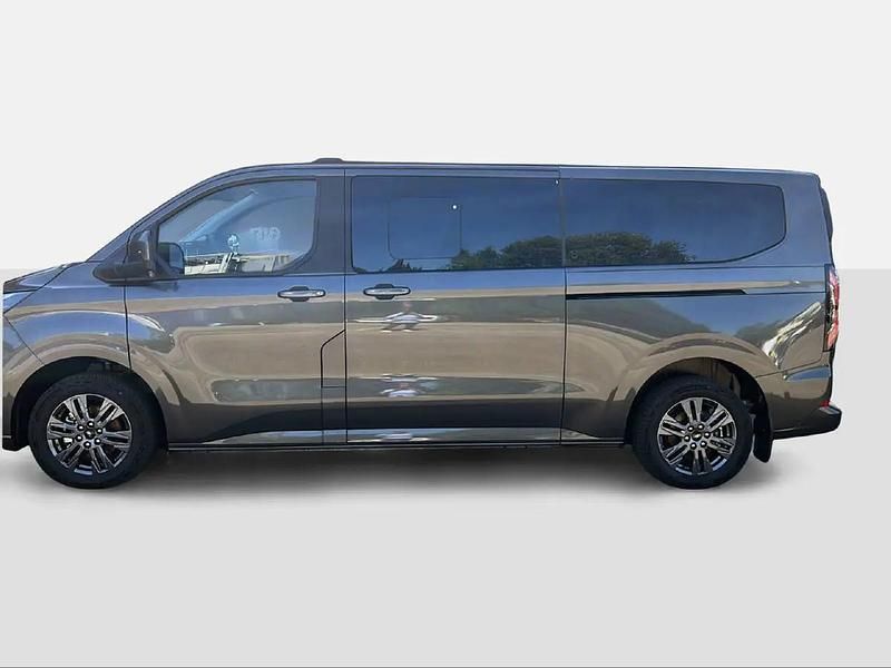 Neu Ford Tourneo Custom Titanium 160 kW (218 PS) 2025 Gray Van