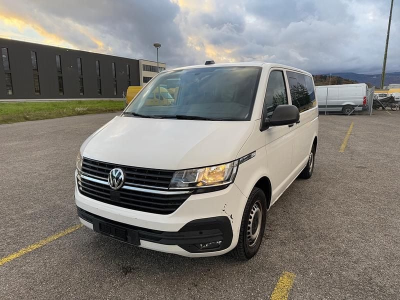 Gebraucht VW Caravelle Trendline 150 PS (110 kW) 2020 Van / Kleinbus