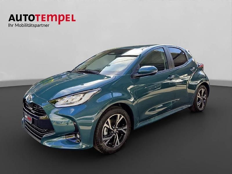 Neu 2025 Toyota Yaris Hybrid Trend Limousine | CHF 28’340 (Etwas zu teuer) - Bild 1/4