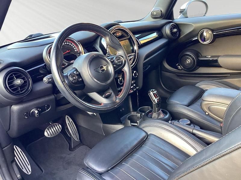 Gebraucht Mini John Cooper Works 231 PS (169 kW) 2018 Kleinwagen