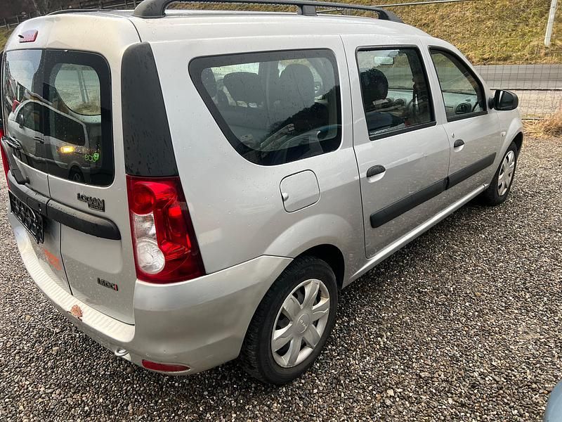 Gebraucht Dacia Logan Ambiance 68 PS (50 kW) 2010