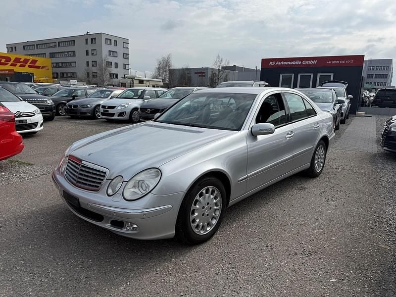 Gebraucht 2004 Mercedes E240 | CHF 3’400 - Bild 1/4