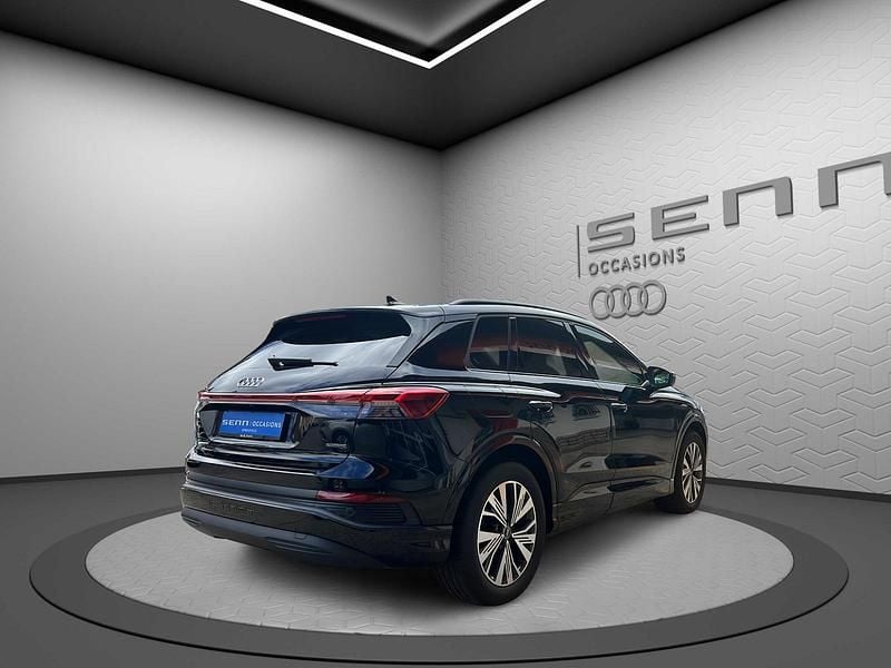 Gebraucht Audi Q4 e-tron Ambiente 219 kW (299 PS) 2021 Schwarz SUV