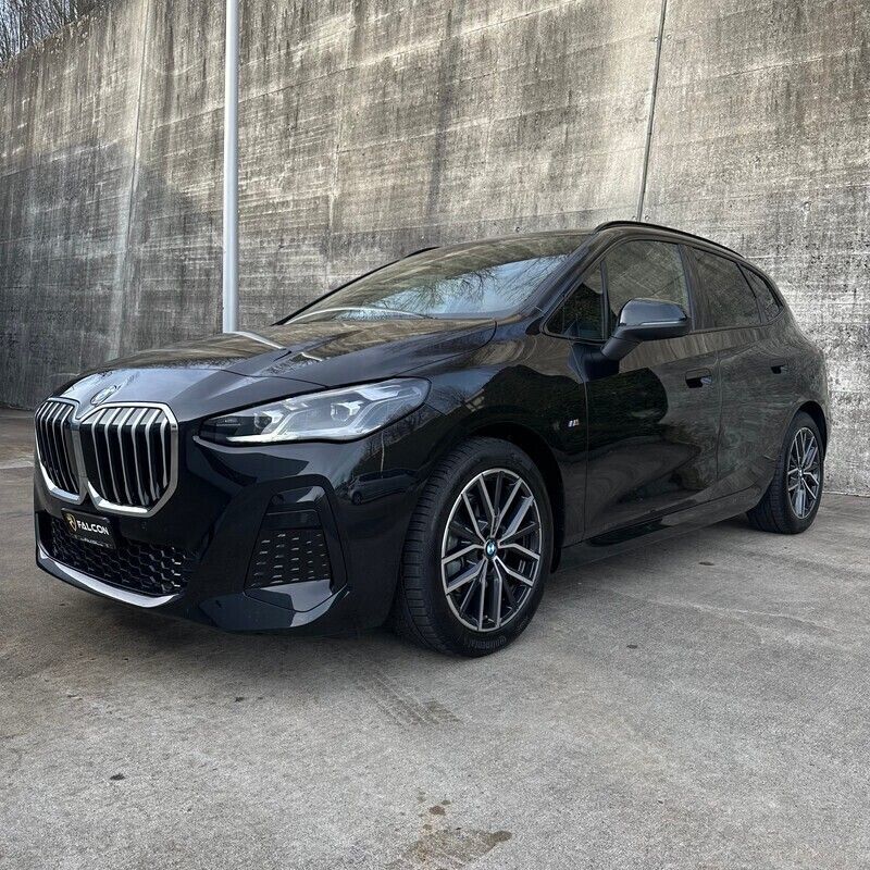 Gebraucht BMW 220 Active Tourer M Sport 156 PS (114 kW) 2024 Van / Kleinbus