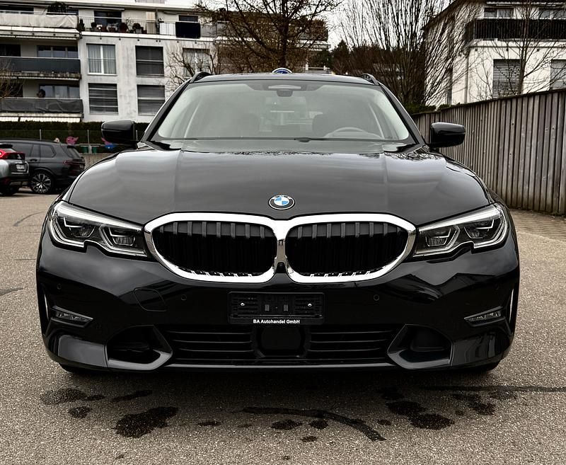 Gebraucht BMW 320e Sport Line 190 PS (139 kW) 2020 Kombi