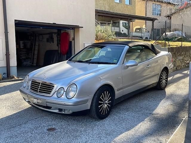 Gebraucht Mercedes CLK320 218 PS (160 kW) 1999 Grau Cabrio