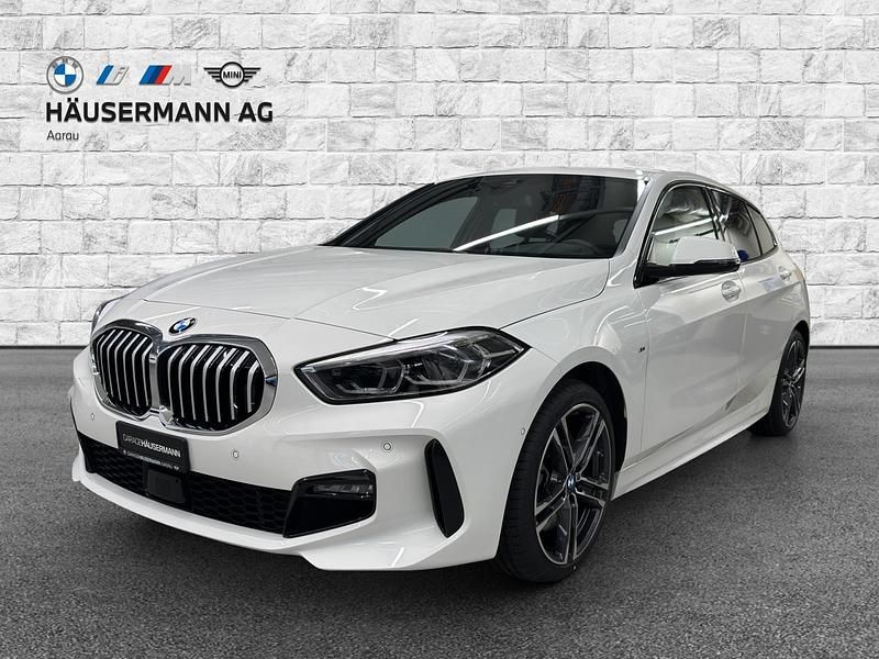 Weiss Gebraucht 2024 BMW 120 M Sport Kleinwagen | CHF 33’900 (Fairer Preis) - Bild 1/4