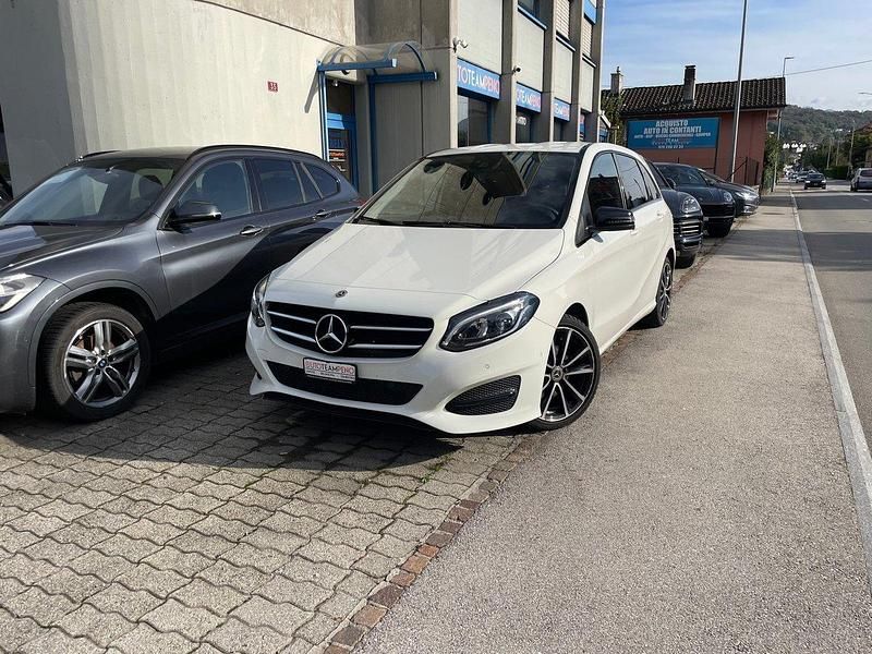 Gebraucht 2018 Mercedes B220 Urban Van / Kleinbus | CHF 19’900 (Teuer) - Bild 1/4
