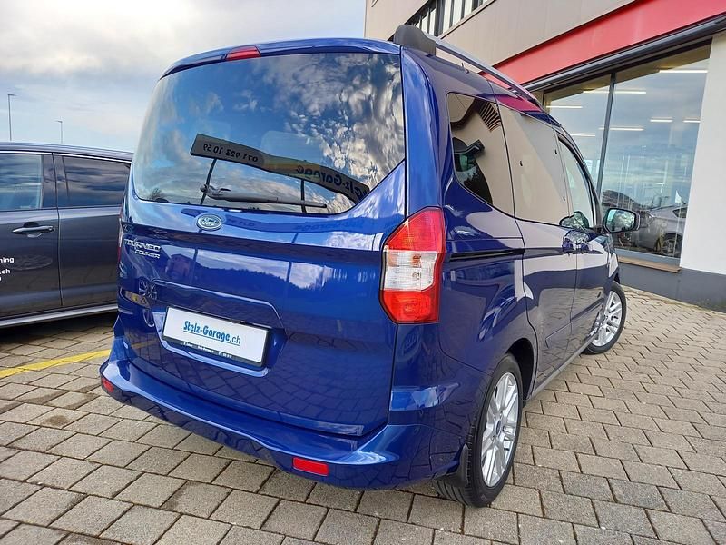 Gebraucht Ford Tourneo Titanium 101 PS (74 kW) 2018 Kombi