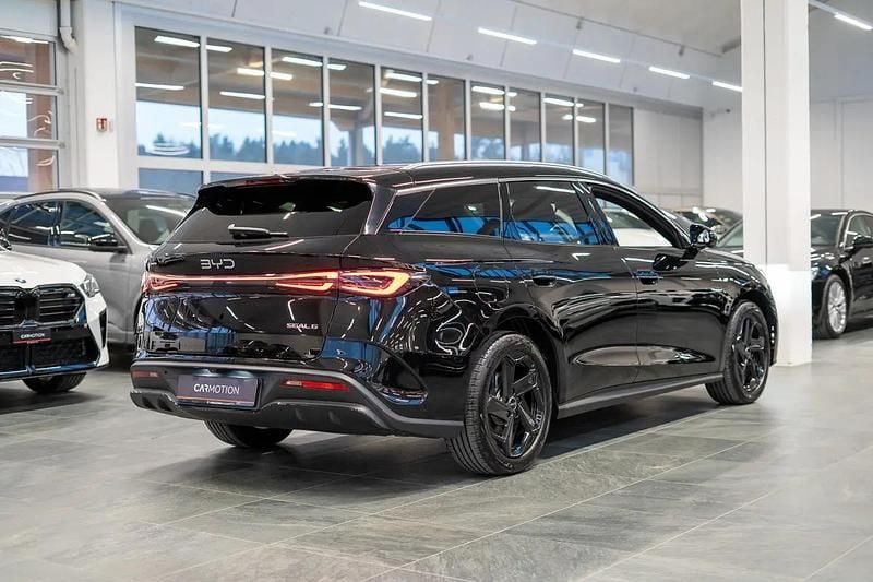 Neu BYD Seal Comfort 212 PS (155 kW) 2026 Schwarz