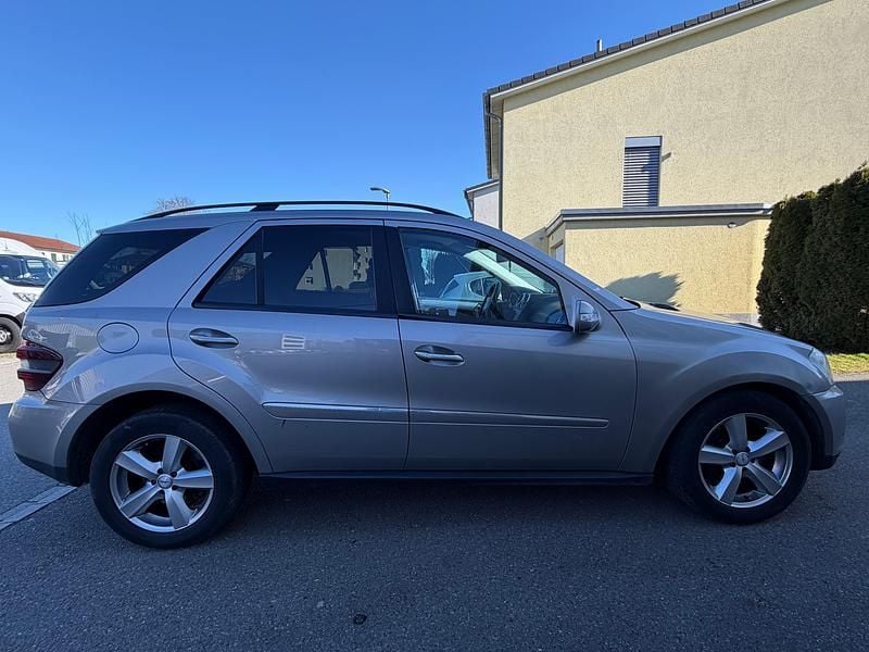 Gebraucht Mercedes ML320 224 PS (164 kW) 2008 SUV