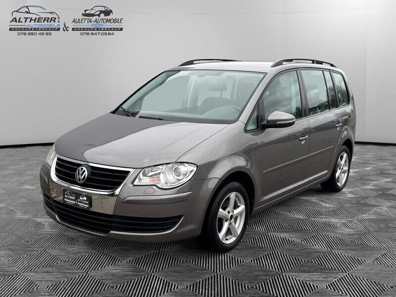 Gebraucht 2010 VW Touran Highline Van / Kleinbus | CHF 3’999 (Guter Preis) - Bild 1/4
