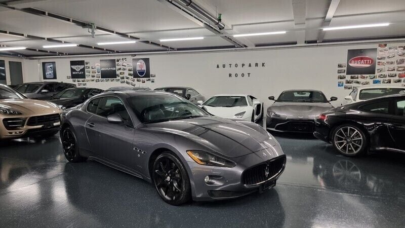 Gebraucht Maserati Granturismo 440 PS (323 kW) 2012 Coupé