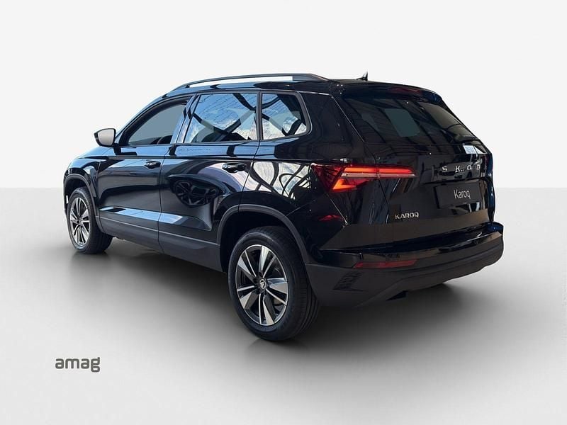Neu Skoda Karoq Dynamic 150 PS (110 kW) 2026 Magic schwarz, perleffekt SUV