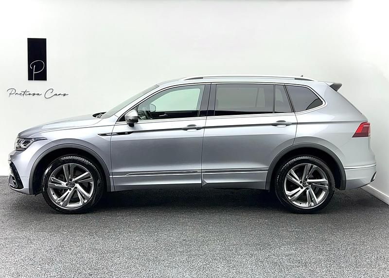 Gebraucht VW Tiguan Allspace R-line 200 PS (147 kW) 2024 SUV