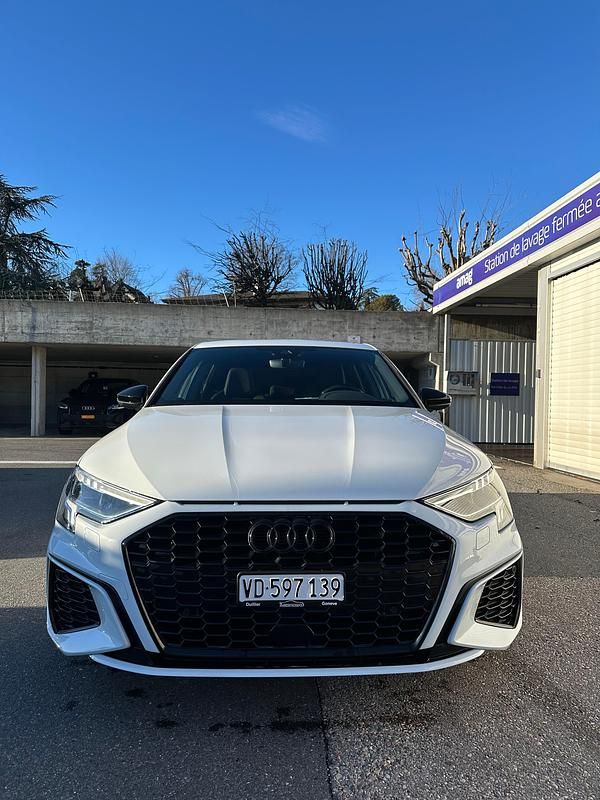 Gebraucht 2020 Audi A3 Sportback e-tron S-Line Kleinwagen | CHF 19’000 (Fairer Preis) - Bild 1/4