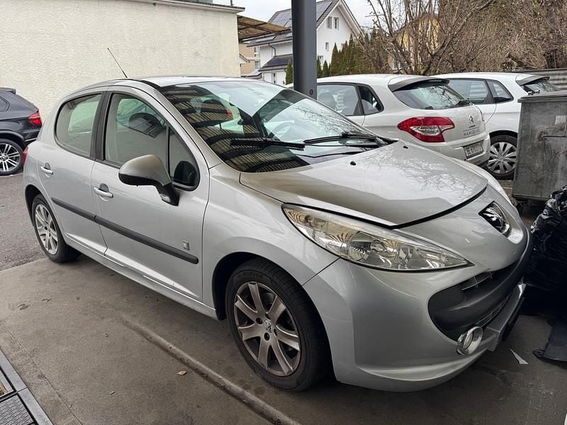 Gebraucht Peugeot 207 95 PS (69 kW) 2009
