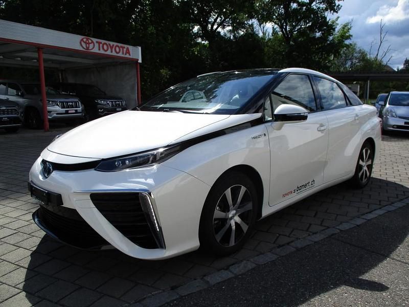 Gebraucht Toyota Mirai Premium 154 PS (113 kW) 2025 Weiss Limousine