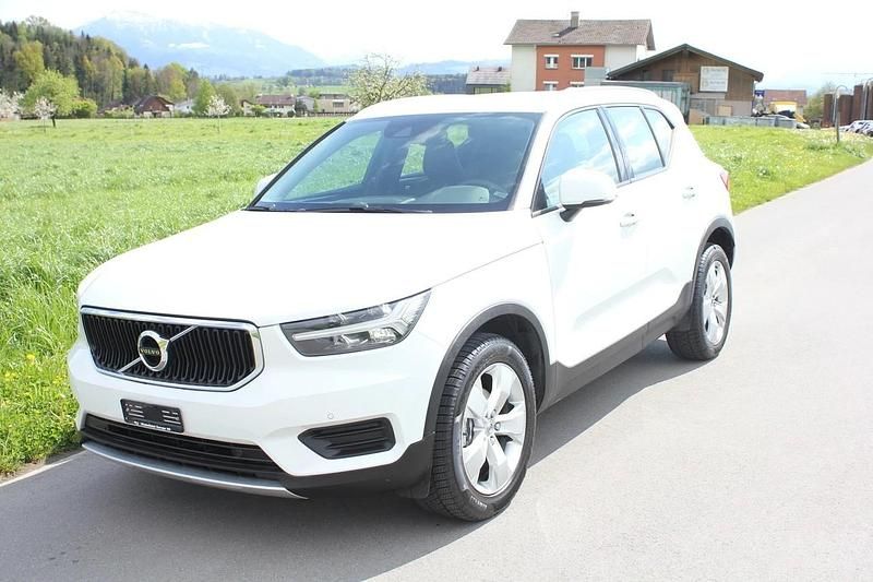 Gebraucht 2020 Volvo XC40 Momentum SUV | CHF 24’990 (Fairer Preis) - Bild 1/4