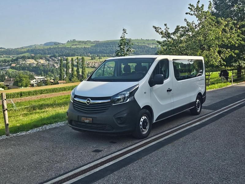 Gebraucht 2016 Opel Vivaro Van / Kleinbus | CHF 19’999 (Guter Preis) - Bild 1/4