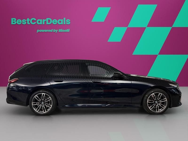 Gebraucht BMW 520 Comfort Edition 208 PS (152 kW) 2024 Schwarz Kombi