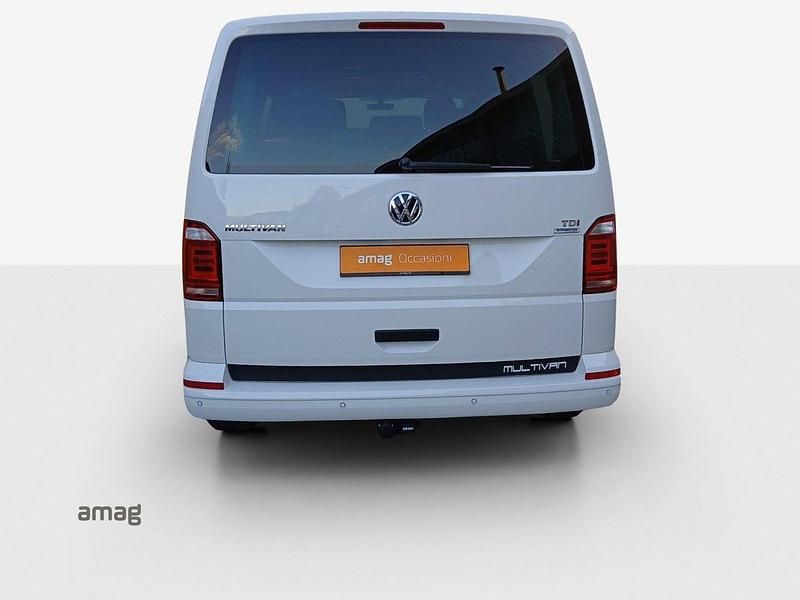 Gebraucht VW Multivan Trendline 150 PS (110 kW) 2017 Van