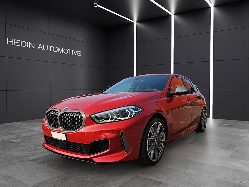Rot Gebraucht 2021 BMW M135 Shadowline Kleinwagen | CHF 28’900 (Superpreis) - Bild 1/4