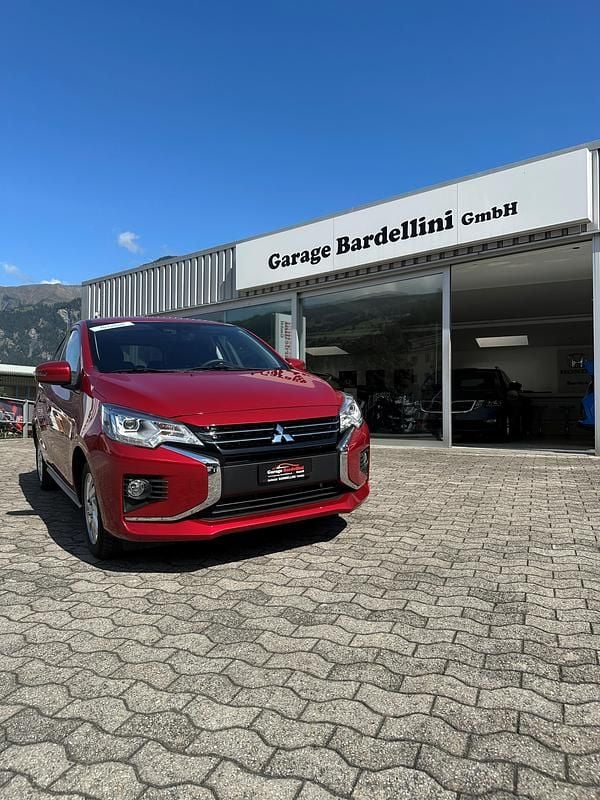 Rot Gebraucht 2022 Mitsubishi Space Star Intense+ Limousine | CHF 17’490 (Etwas zu teuer) - Bild 1/4