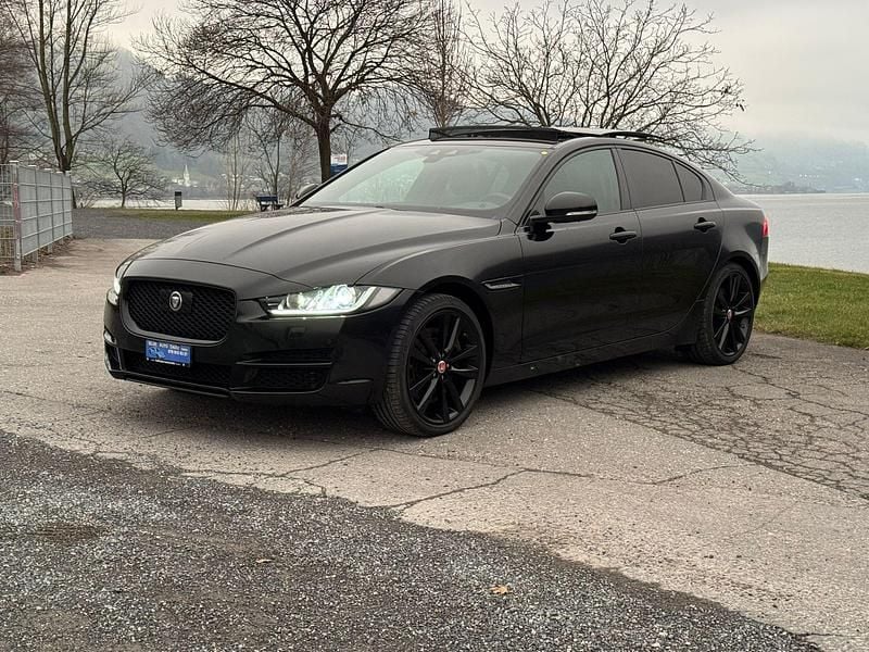 Gebraucht Jaguar XE Prestige 300 PS (220 kW) 2019 Limousine