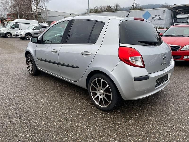 Gebraucht Renault Clio II Dynamique 112 PS (82 kW) 2007