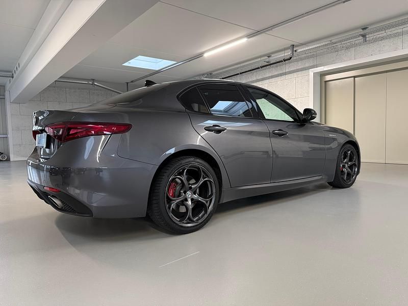 Gebraucht Alfa Romeo Giulia Veloce 210 PS (154 kW) 2016 Limousine