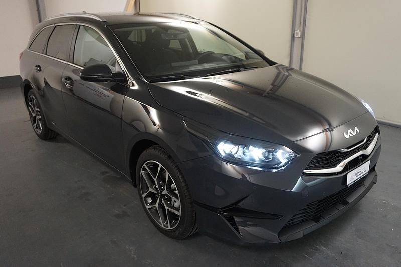 Neu Kia Ceed Sportswagon 140 PS (102 kW) 2025 Kombi