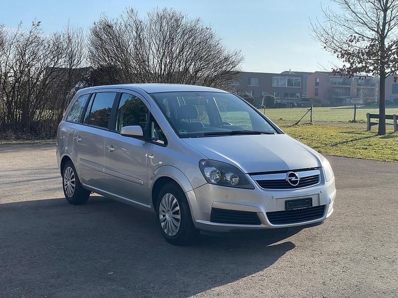 Gebraucht Opel Zafira Enjoy 140 PS (102 kW) 2006 Van / Kleinbus