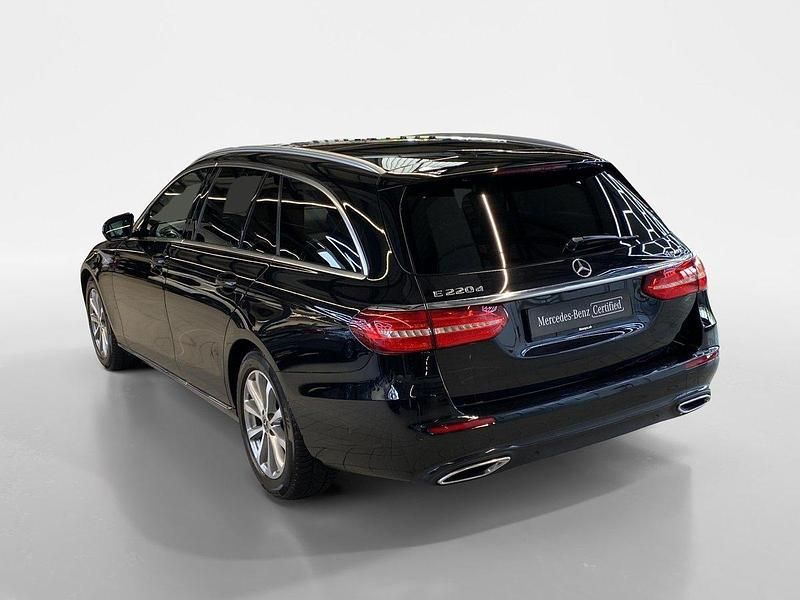Gebraucht Mercedes E220 Avantgarde 194 PS (142 kW) 2018 Schwarz Kombi