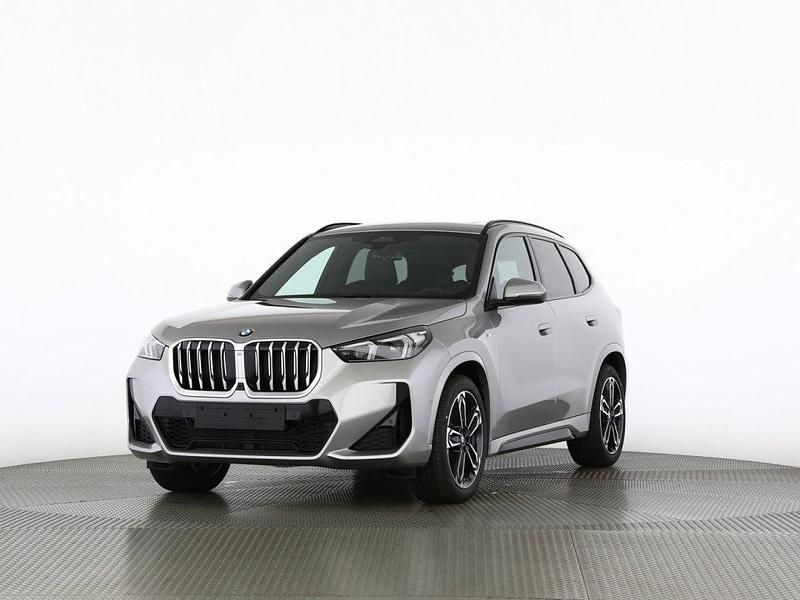 Spacesilber mét. Neu 2025 BMW X1 M Sport SUV | CHF 58’900 (Fairer Preis) - Bild 1/4