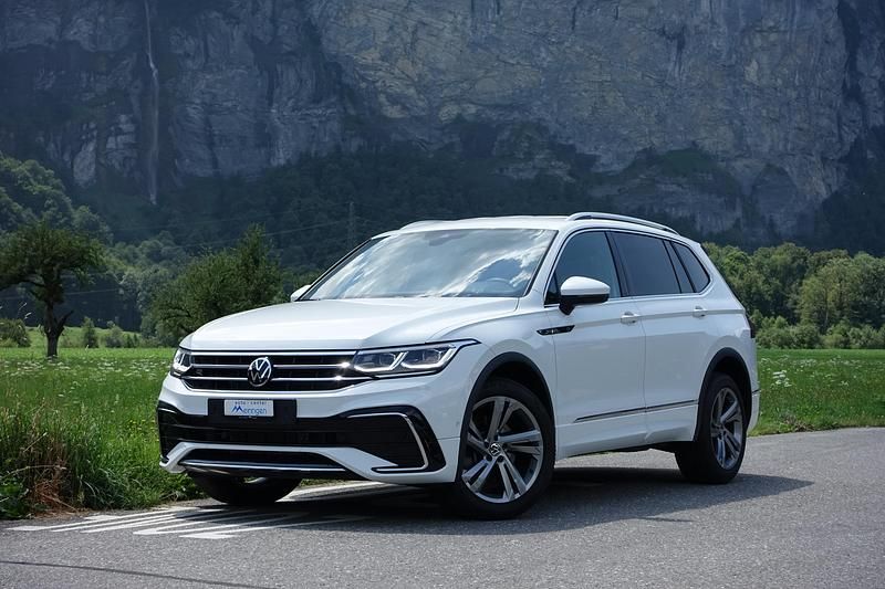 Gebraucht 2024 VW Tiguan Allspace R-line SUV | CHF 45’800 (Etwas zu teuer) - Bild 1/4