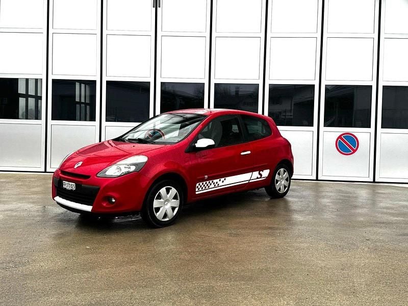 Gebraucht Renault Clio II Night&Day 101 PS (74 kW) 2011 Kleinwagen