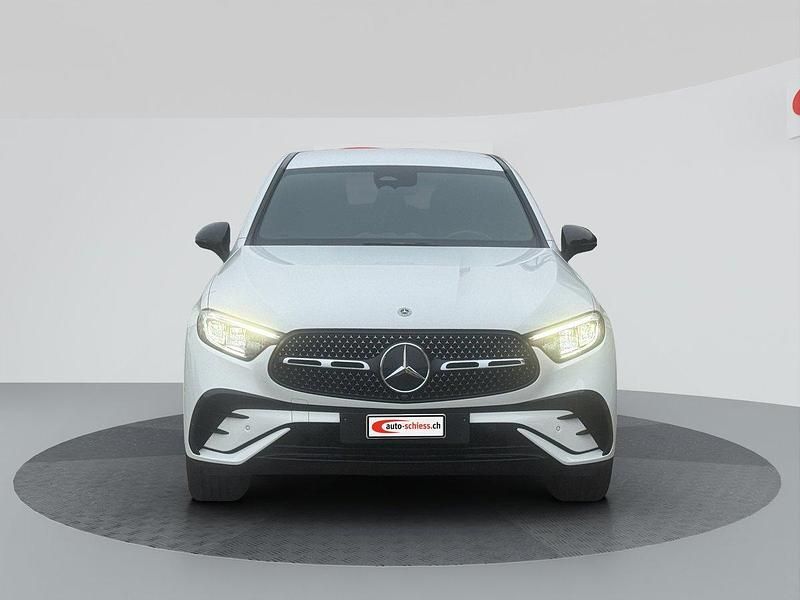 Gebraucht Mercedes GLC200 AMG line 227 PS (166 kW) 2024 SUV