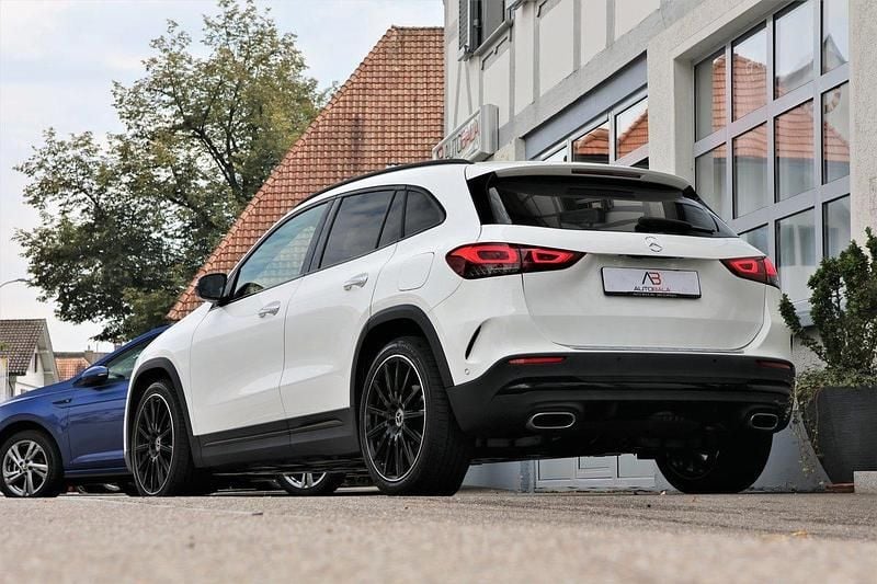 Gebraucht Mercedes GLA200 AMG line 163 PS (119 kW) 2021 SUV