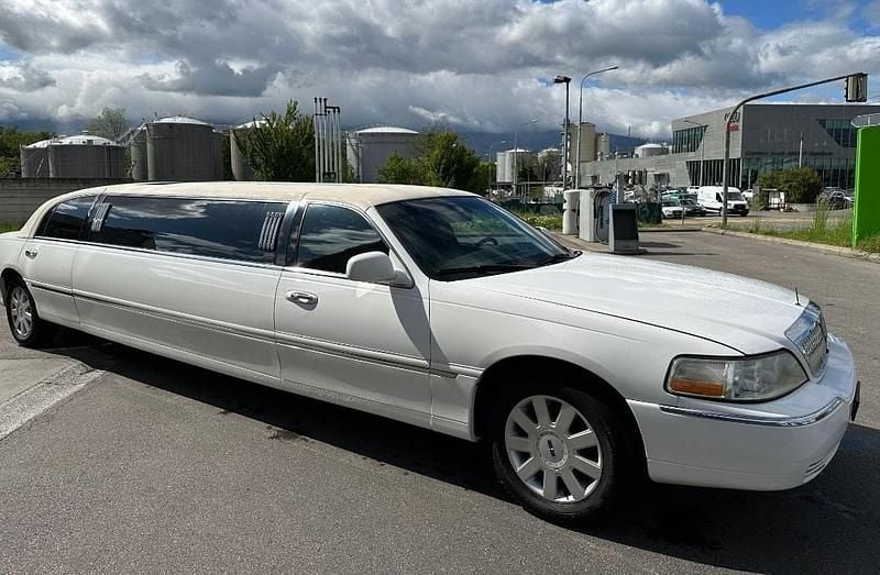 Gebraucht Lincoln Town Car 242 PS (177 kW) 2006 Limousine