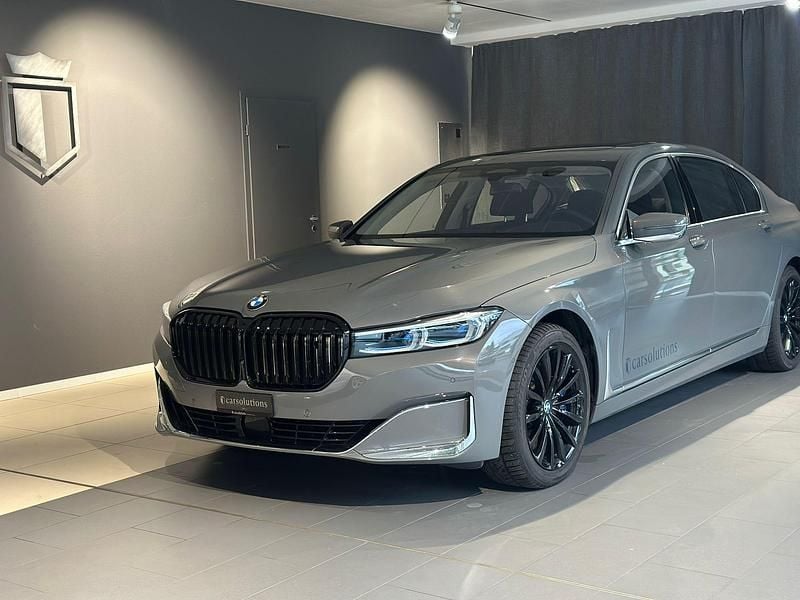 Gebraucht BMW 750L M Sport 530 PS (389 kW) 2021 Grau Limousine